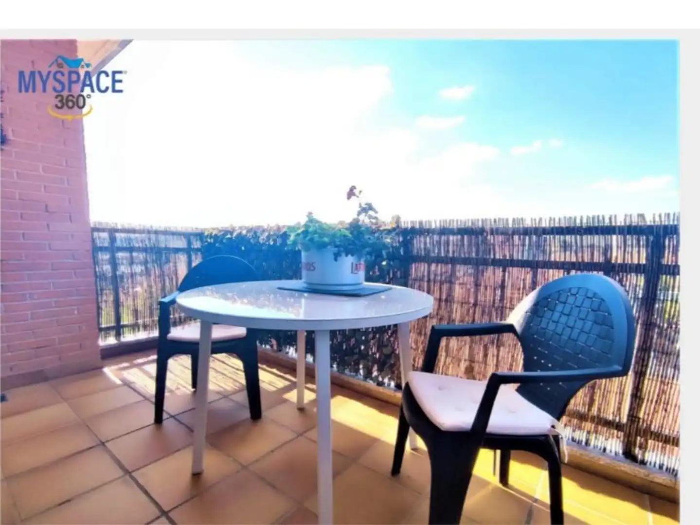 Terraza de Piso de alquiler en Ávila con Calefacción, Parquet y Amueblado