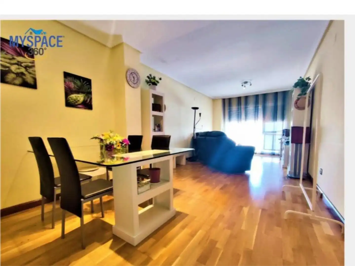 Sala de estar de Piso de alquiler en Ávila con Calefacción, Parquet y Amueblado