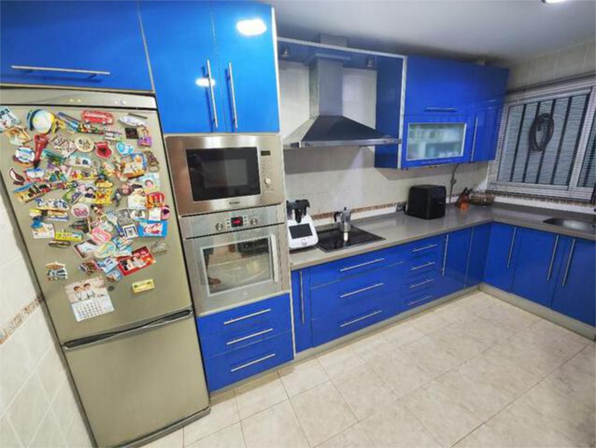 Cuina de Casa o xalet en venda en San Roque amb Terrassa i Piscina