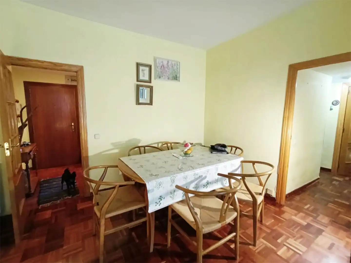 Flat for sale in Calle del Galeón, 7, Alameda de Osuna Dining room of Flat for sale in Madrid with Air Conditioner, Heating and Parquet flooring