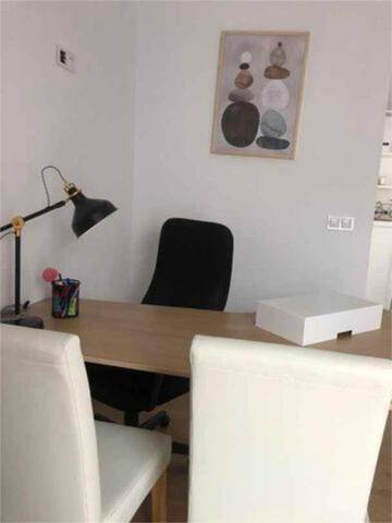 Oficina en Alquiler en Carmona