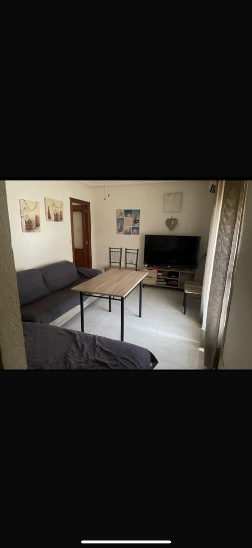 Sala d'estar de Pis en venda en  Jaén Capital amb Aire condicionat, Parquet i Moblat