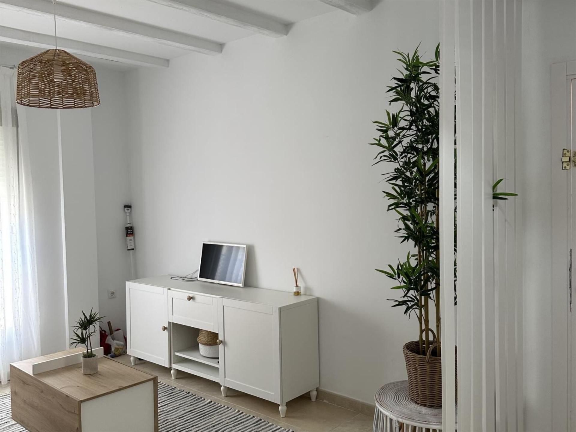 Living room of Flat to rent in El Puerto de Santa María  with Air Conditioner, Heating and Furnished