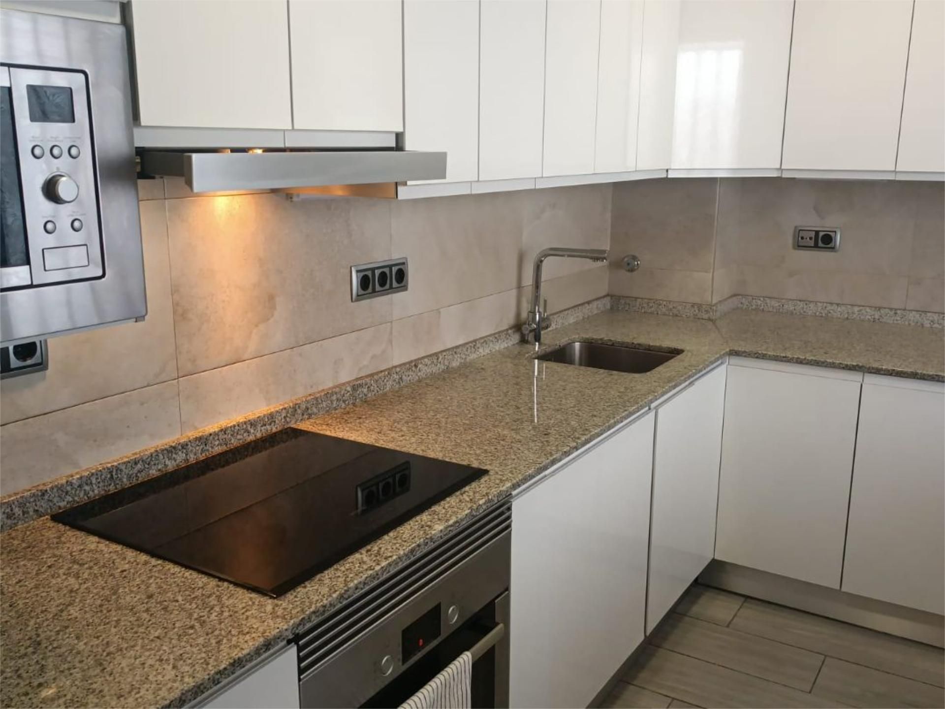 Flat to rent in Calle del Aeroplano, 4, Centro