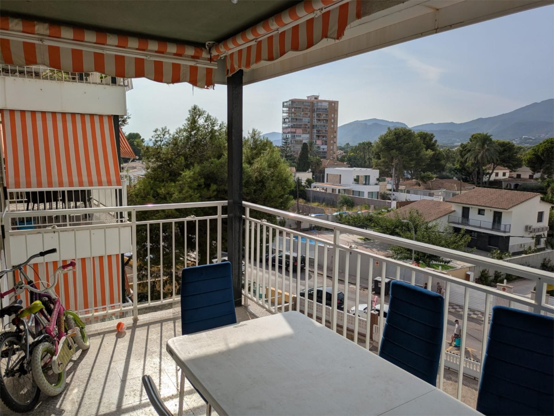 Terrassa de Apartament de lloguer en Benicasim / Benicàssim amb Calefacció, Terrassa i Moblat