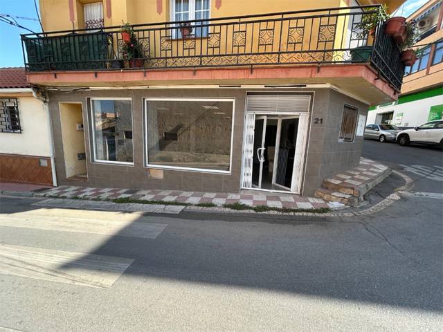 Local comercial en Alquiler en Avenida Colorados, 21 en Huétor Vega
