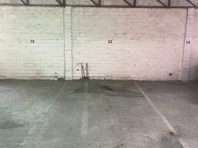 Garaje en Alquiler en Rúa Instituto, 37 en Plaza de España