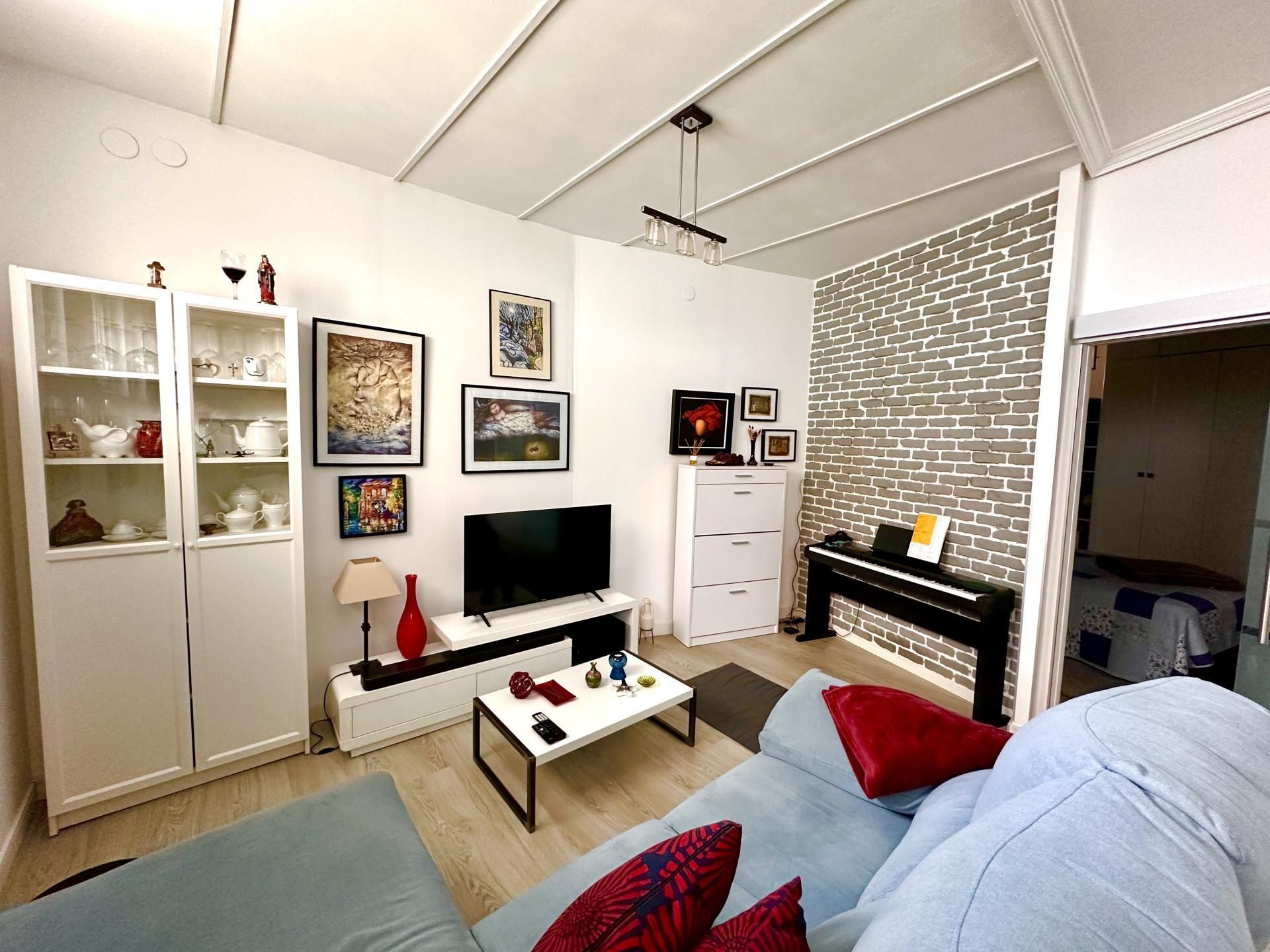 Living room of Flat for sale in  Madrid Capital  with Air Conditioner