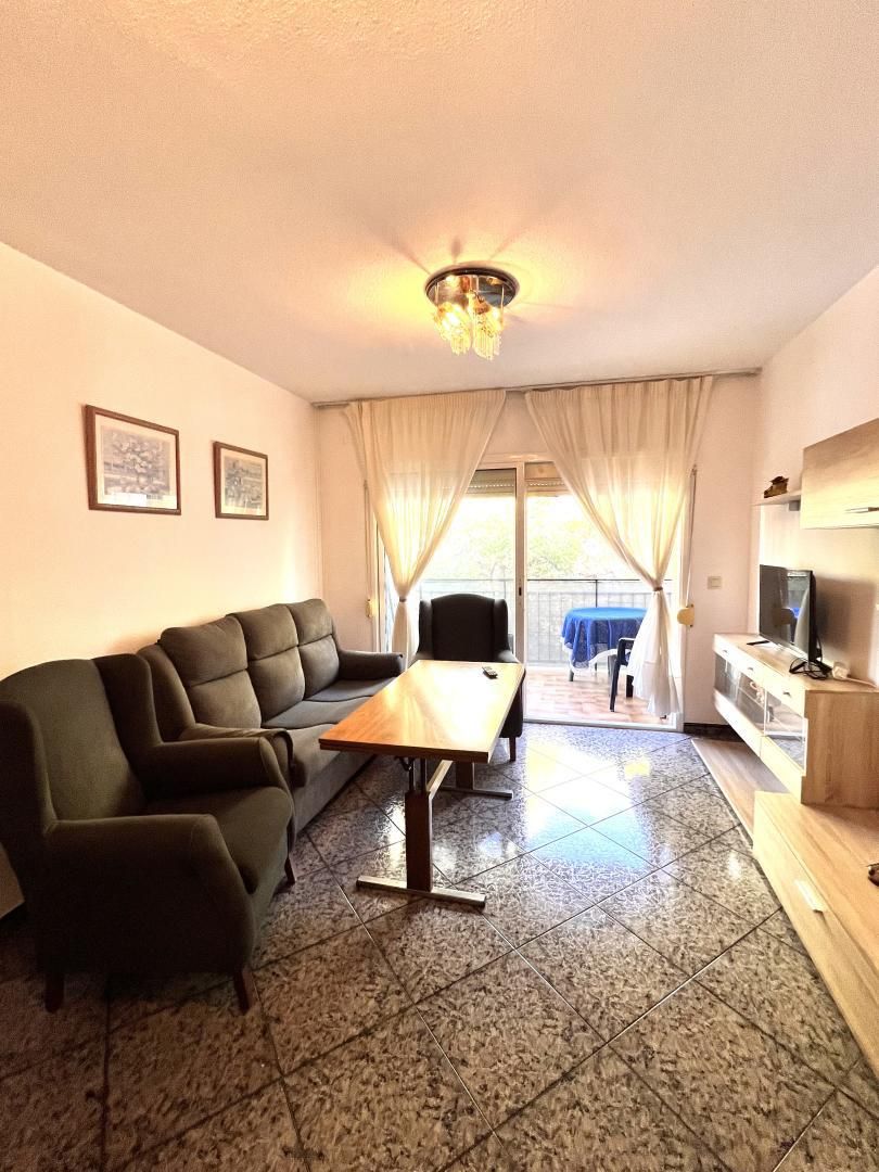 Living room of Flat to share in Marbella  with Heating, Furnished and Balcony