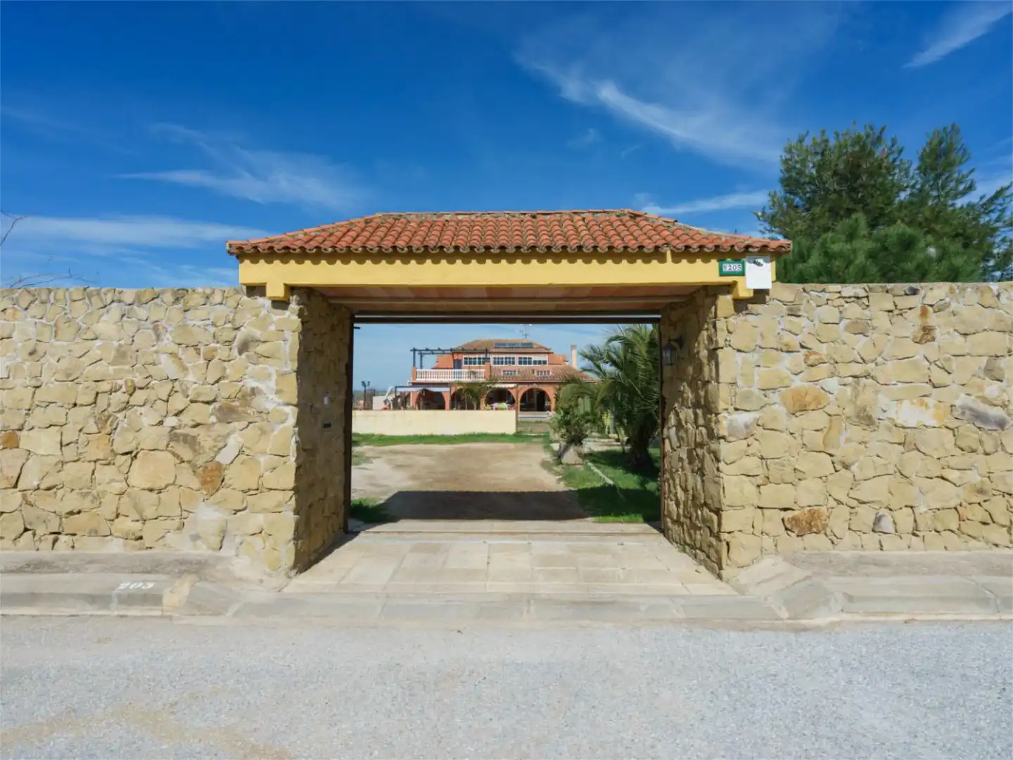 Piso en venta en Carmona con Aire acondicionado, Calefacción y Jardín privado