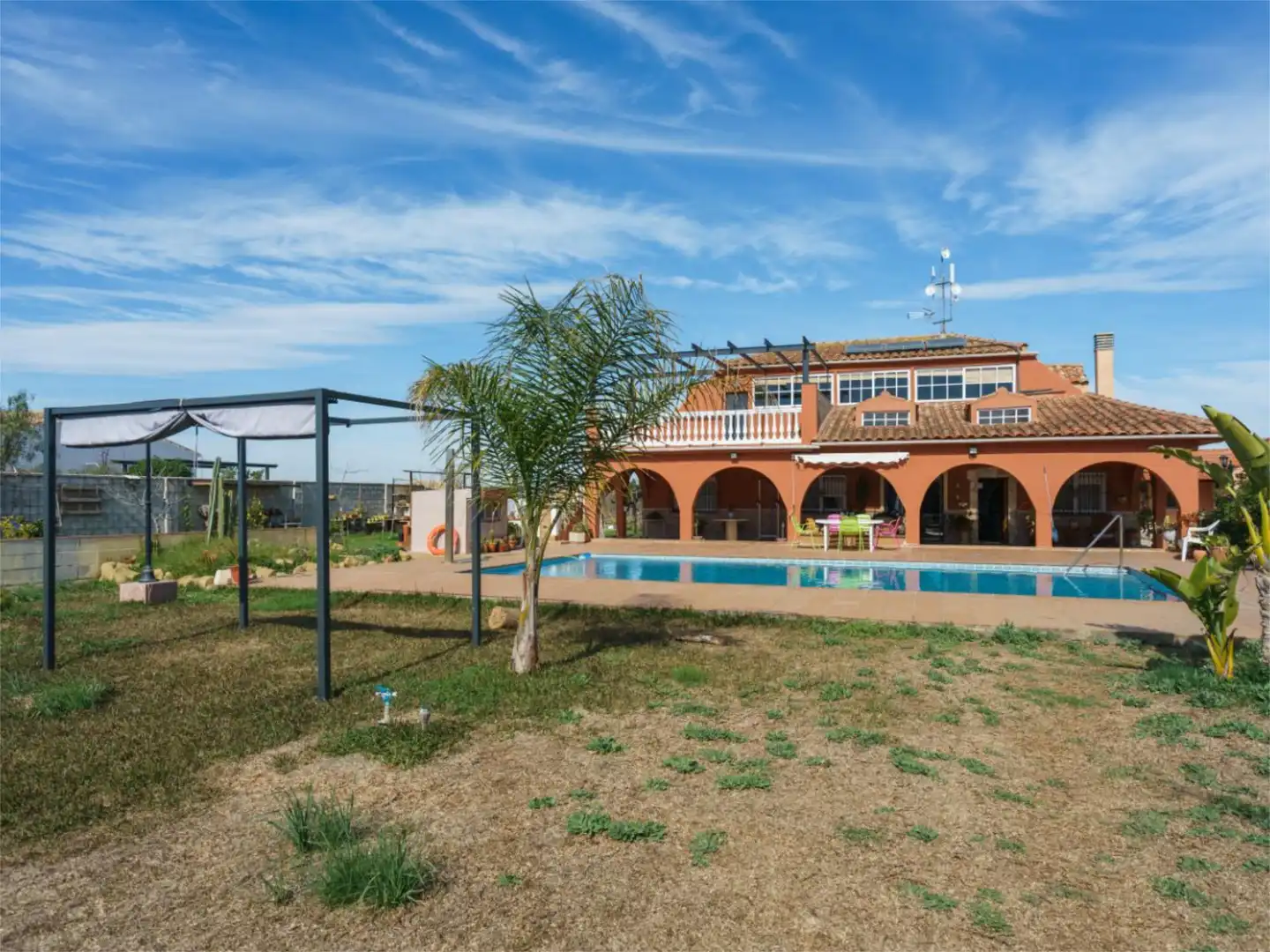 Jardín de Piso en venta en Carmona con Aire acondicionado, Calefacción y Jardín privado
