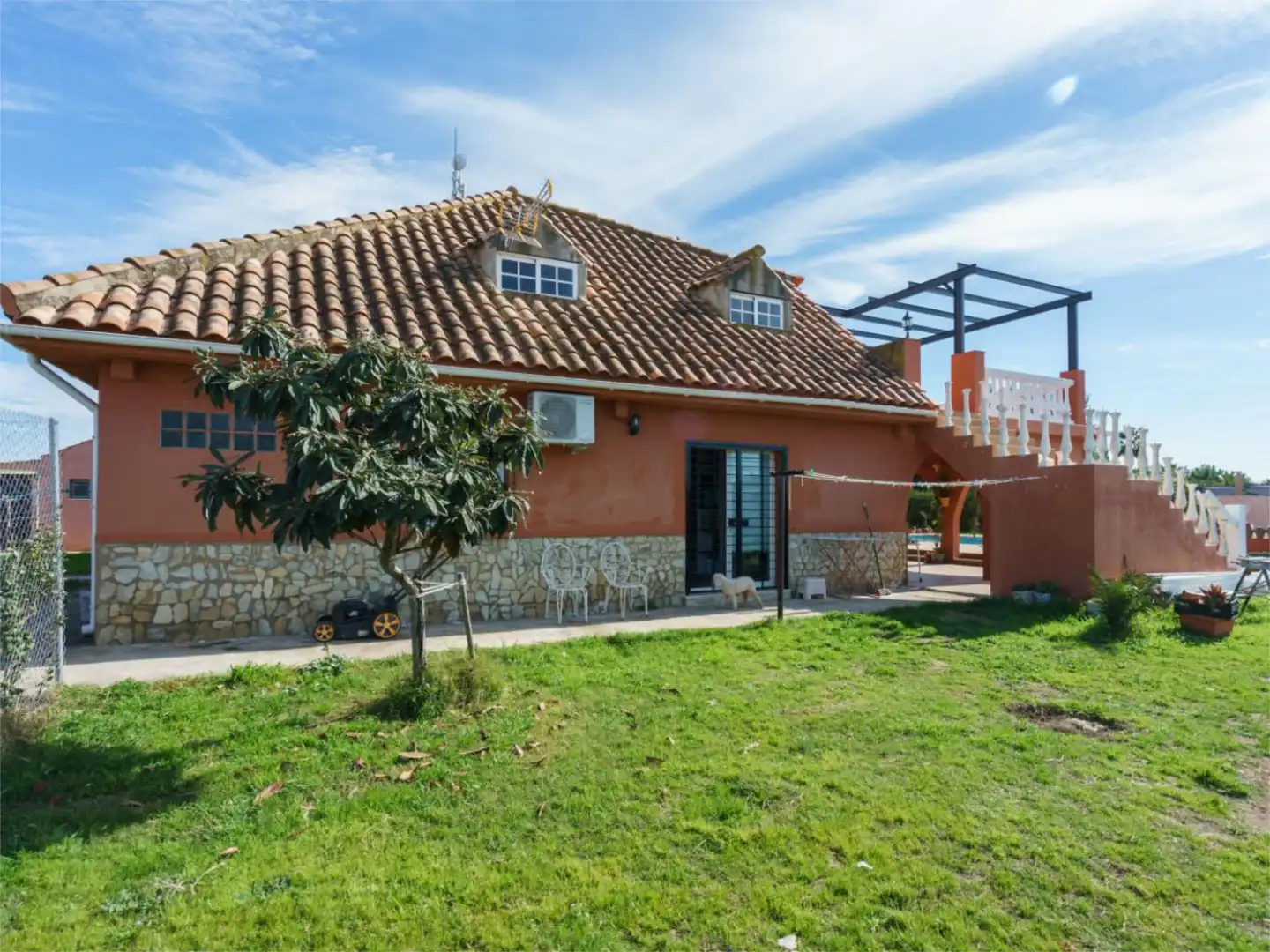 Vista exterior de Piso en venta en Carmona con Aire acondicionado, Calefacción y Jardín privado