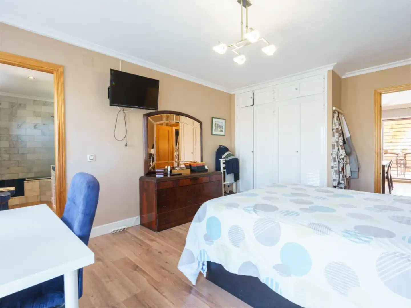 Habitación de Piso en venta en Carmona con Aire acondicionado, Calefacción y Jardín privado