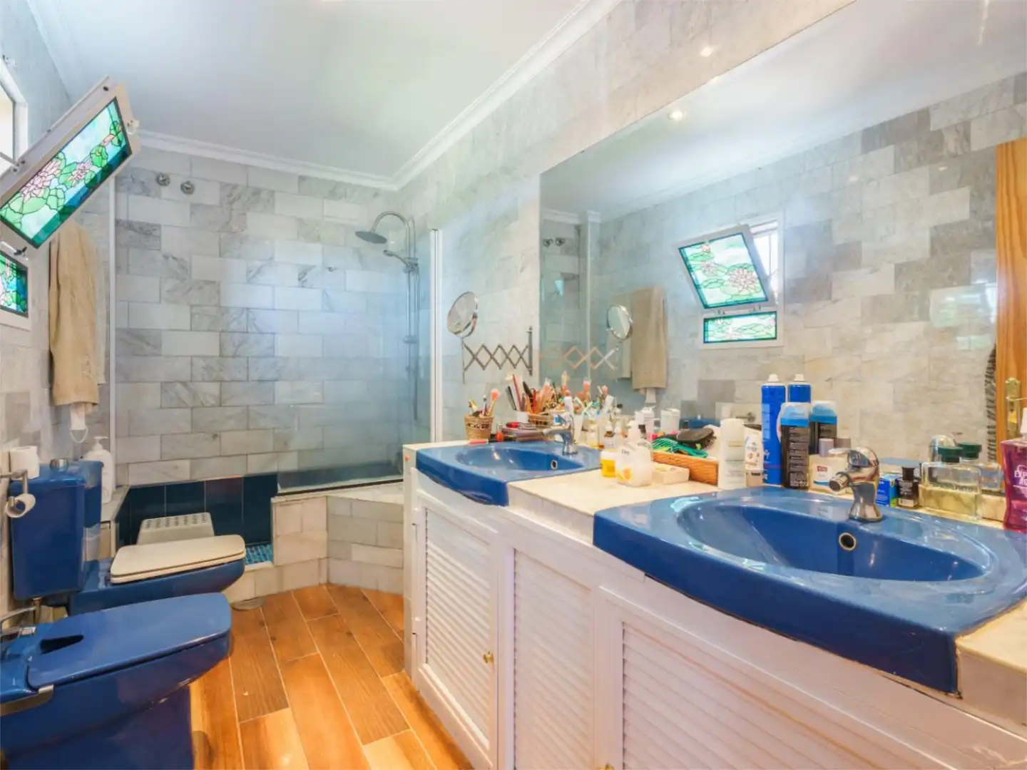 Baño de Piso en venta en Carmona con Aire acondicionado, Calefacción y Jardín privado