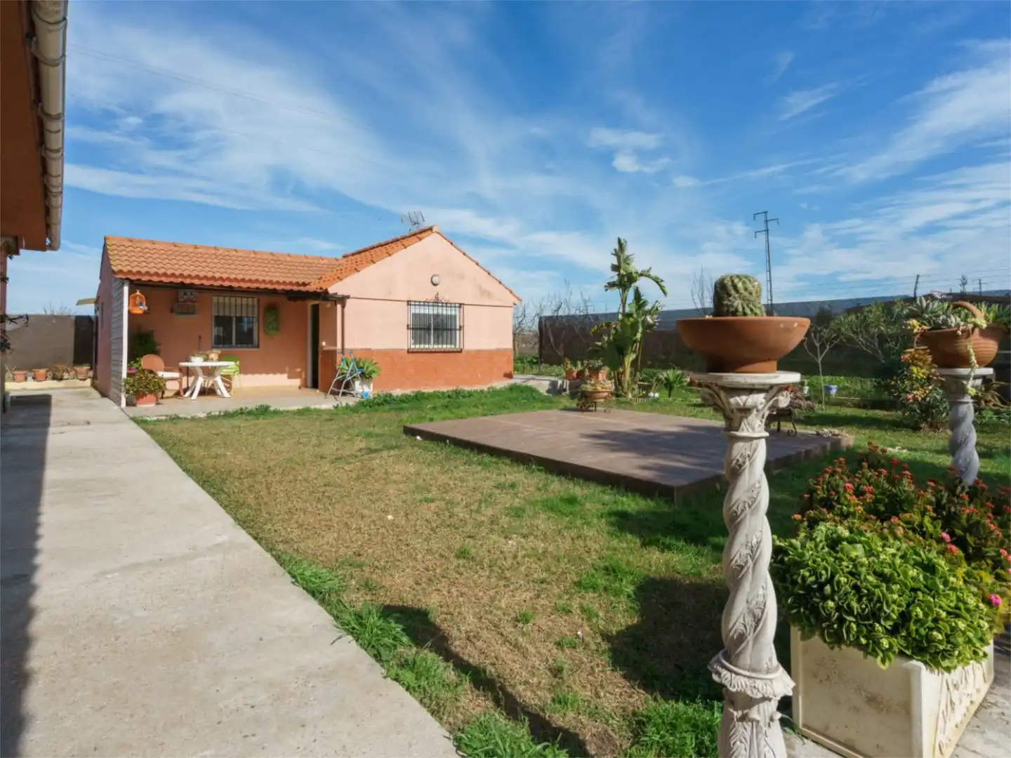 Jardín de Piso en venta en Carmona con Aire acondicionado, Calefacción y Jardín privado