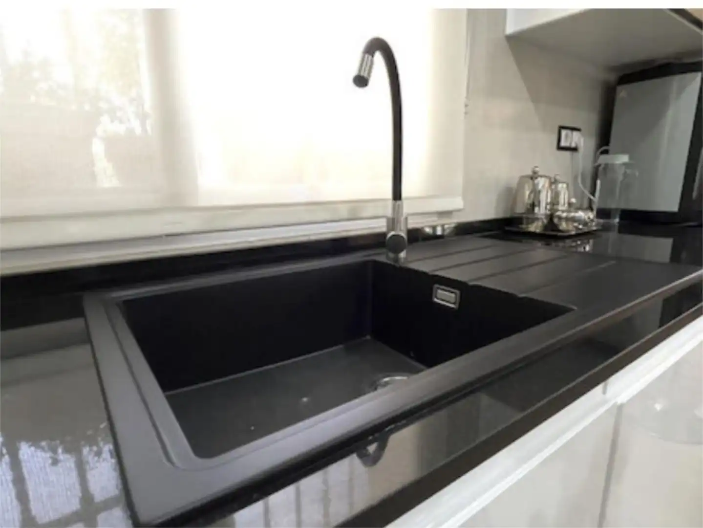 Cocina de Piso en venta en Carmona con Aire acondicionado, Calefacción y Jardín privado