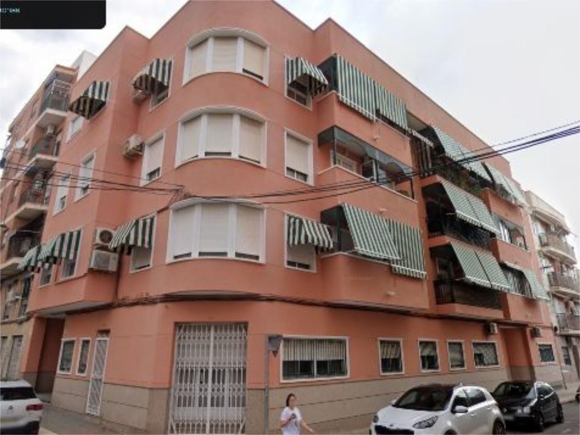 Vista exterior de Garatge en venda en Elche / Elx