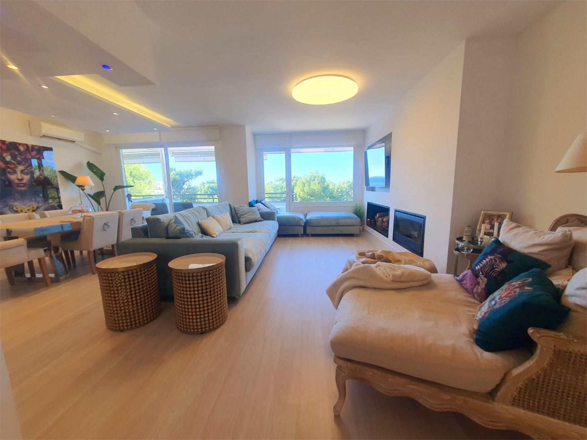 Sala de estar de Piso de alquiler en Calvià con Aire acondicionado, Terraza y Piscina