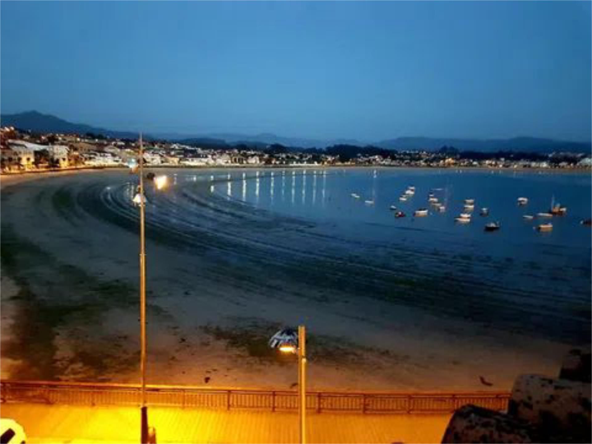 Exterior view of Flat to rent in Nigrán  with Heating, Terrace and Furnished