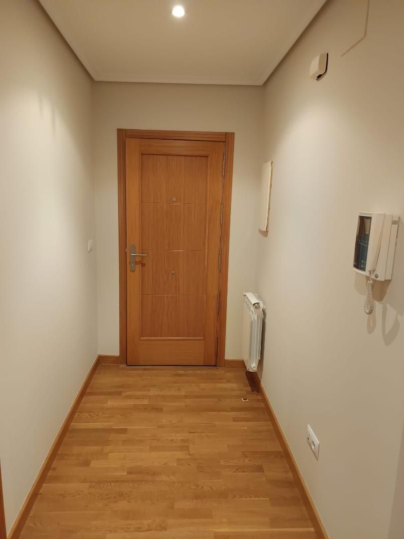Planta baja for sale in San Cibrao das Viñas  with Heating, Parquet flooring and Furnished