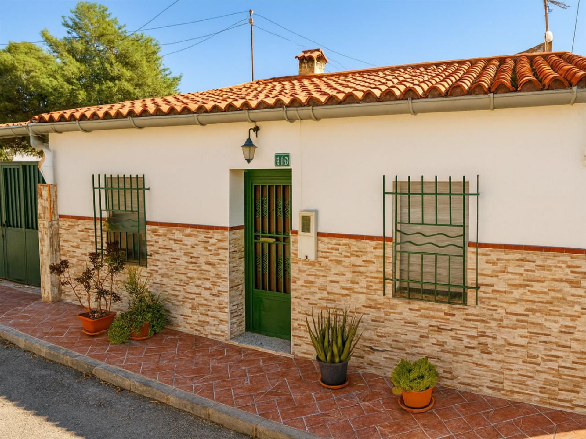 Exterior view of House or chalet for sale in Puerto Lumbreras  with Air Conditioner