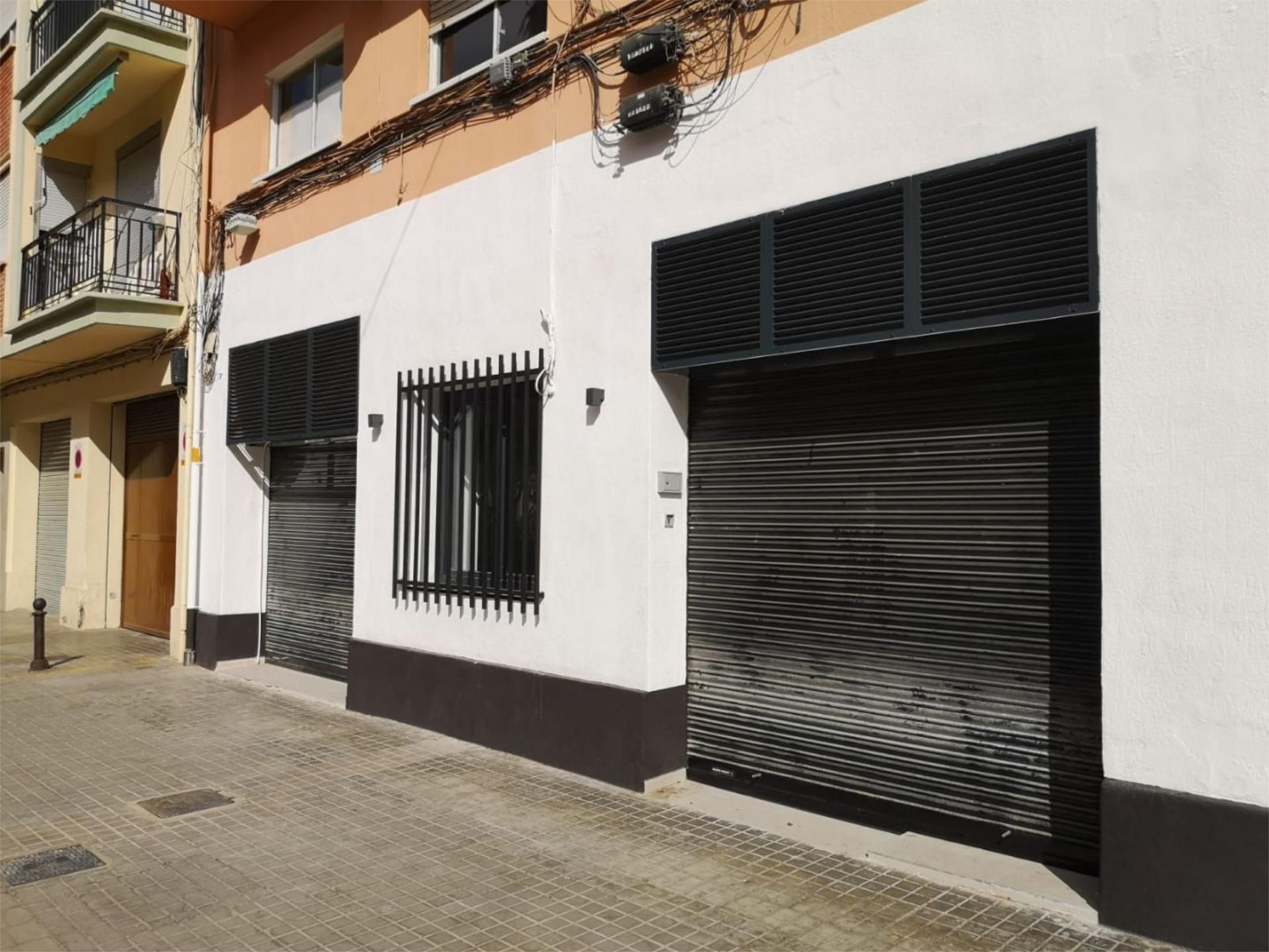 Vista exterior de Local de lloguer en  Valencia Capital amb Aire condicionat i Calefacció