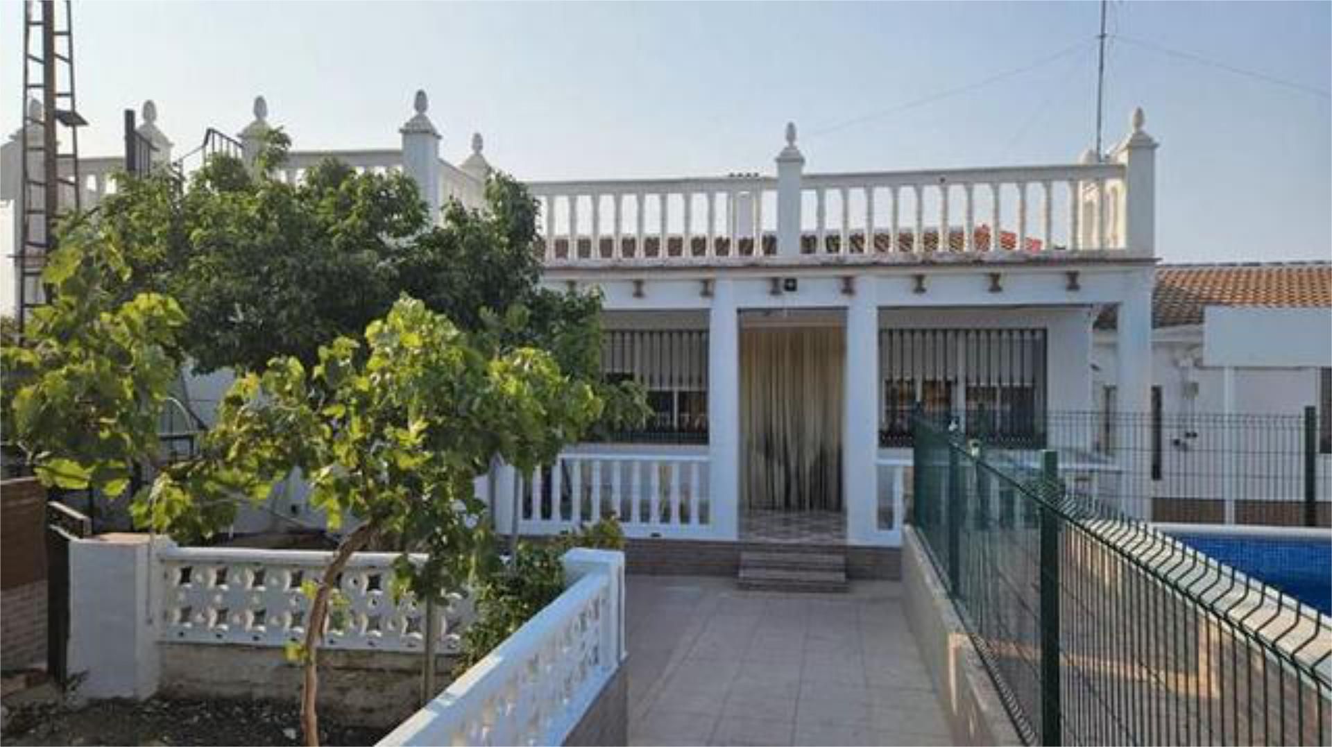Exterior view of Single-family semi-detached to rent in Puente Genil  with Heating, Private garden and Terrace