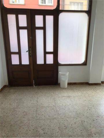 Local comercial en Alquiler en Boiro
