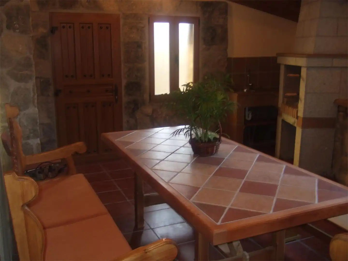 Menjador de Casa o xalet de lloguer en Navarredonda de Gredos amb Calefacció, Terrassa i Moblat
