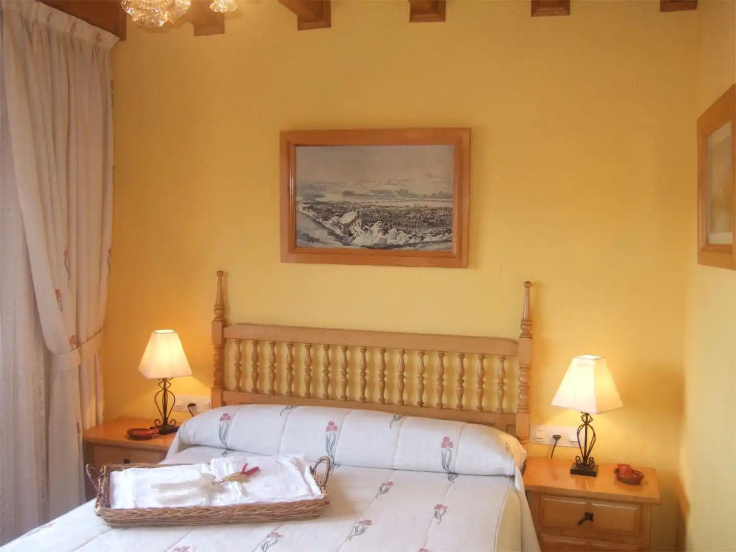Dormitori de Casa o xalet de lloguer en Navarredonda de Gredos amb Calefacció, Terrassa i Moblat