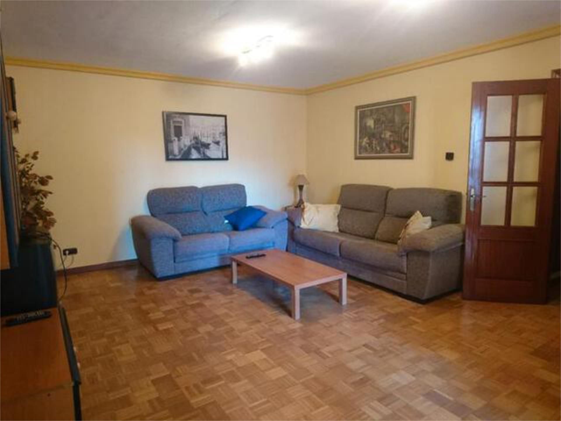 Living room of Flat to rent in La Bañeza   with Heating, Terrace and Furnished