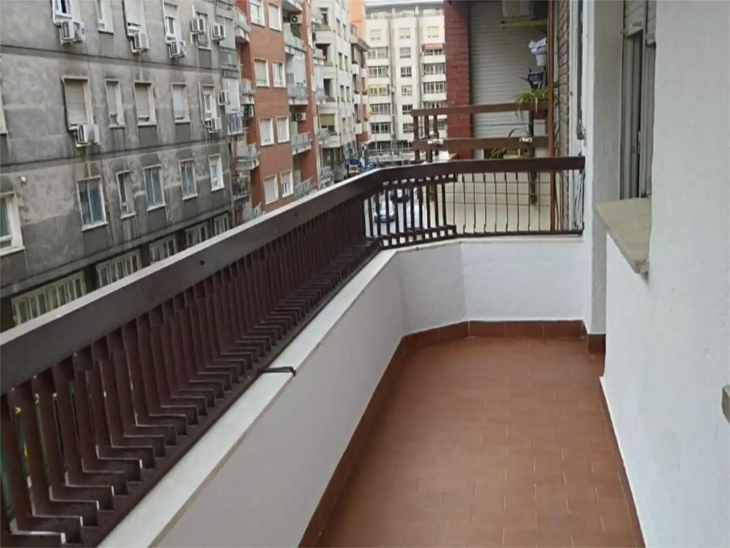Terraza de Piso de alquiler en Jaén con Calefacción, Parquet y Amueblado