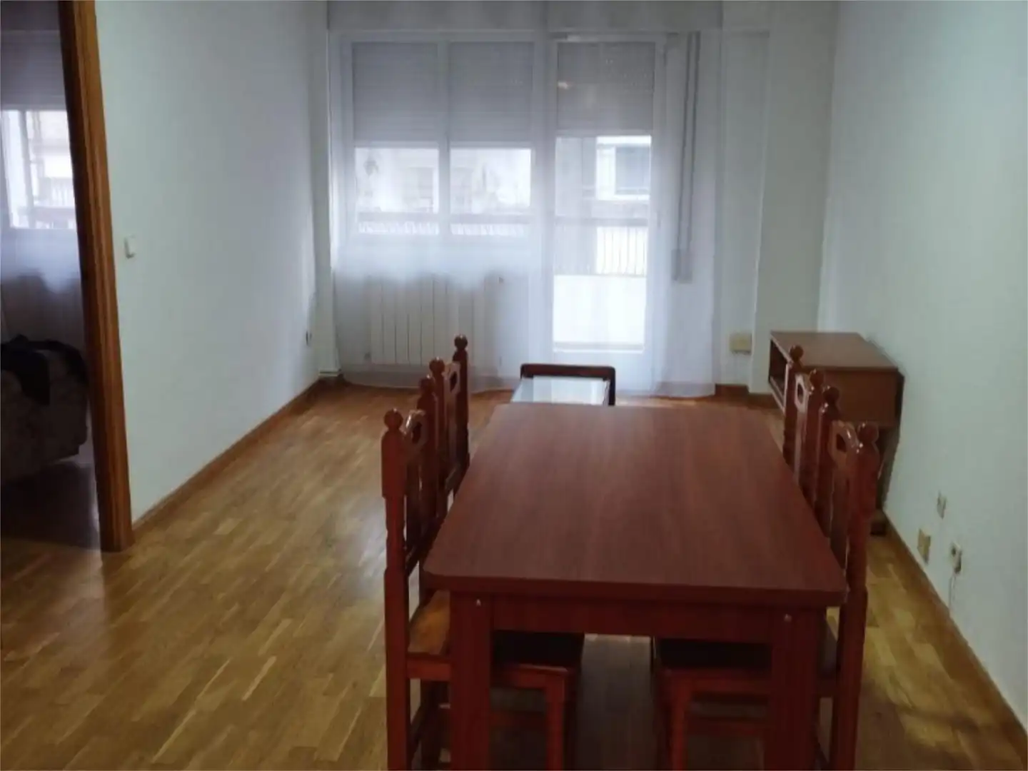 Comedor de Piso de alquiler en Jaén con Calefacción, Parquet y Amueblado