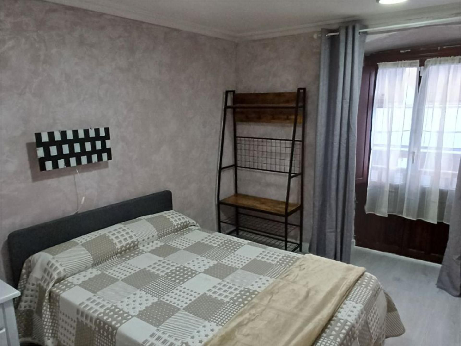 Bedroom of Flat for sale in Areatza  with Heating and Furnished