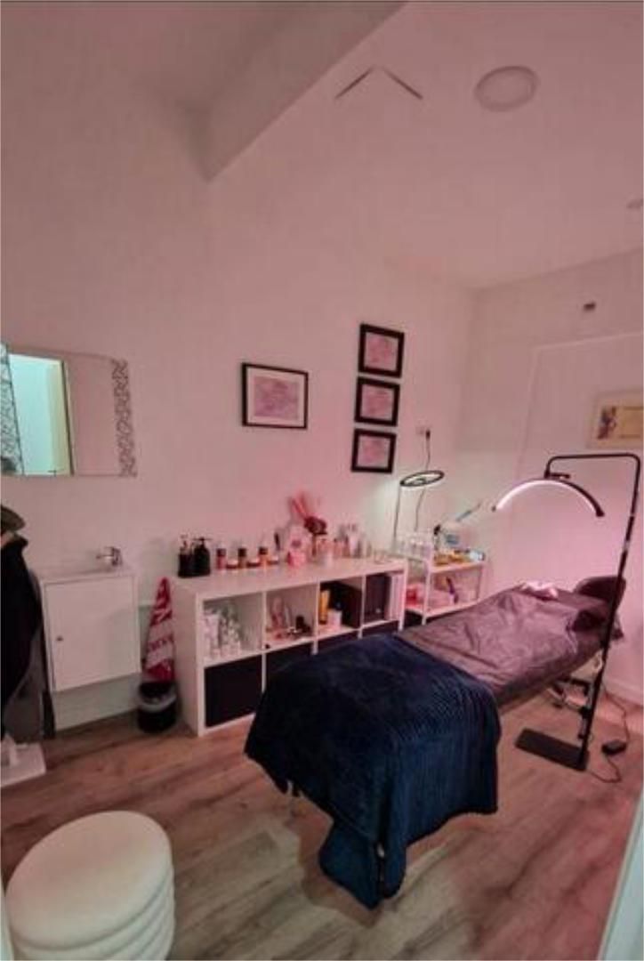 Habitación de Local de alquiler en Pozuelo de Alarcón con Aire acondicionado