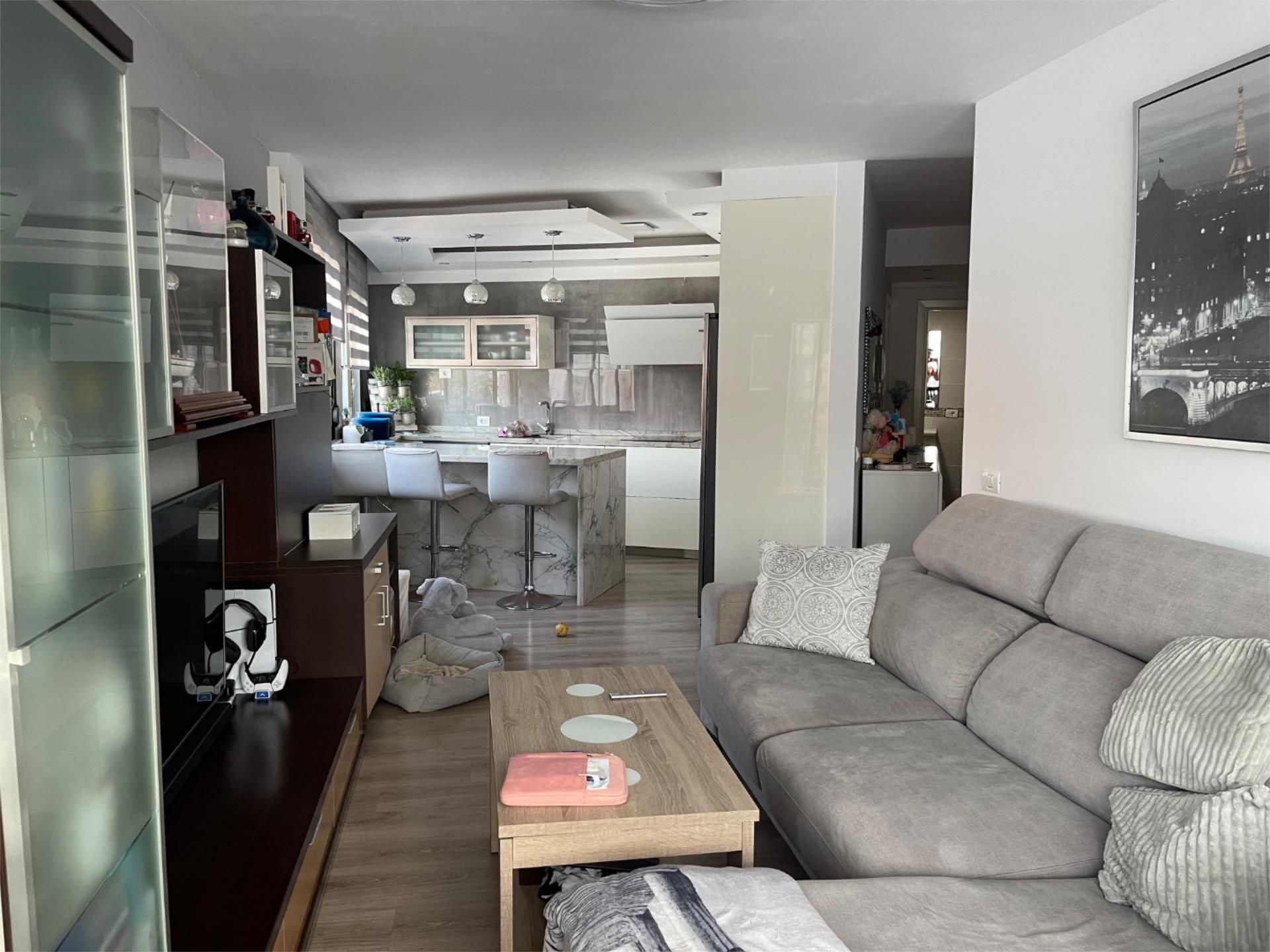 Sala d'estar de Pis de lloguer en Puerto de la Cruz amb Terrassa