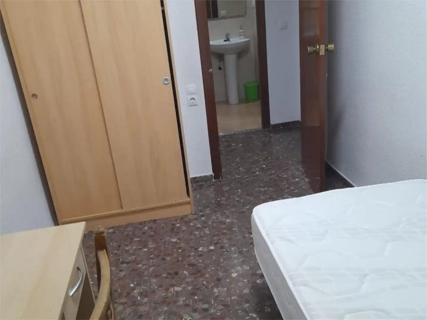 Flat for rent in Carrer Rosell, 20, Casco Histórico Bedroom of Flat for rent in Castellón de la Plana / Castelló de la Plana with Heating, Furnished and Balcony