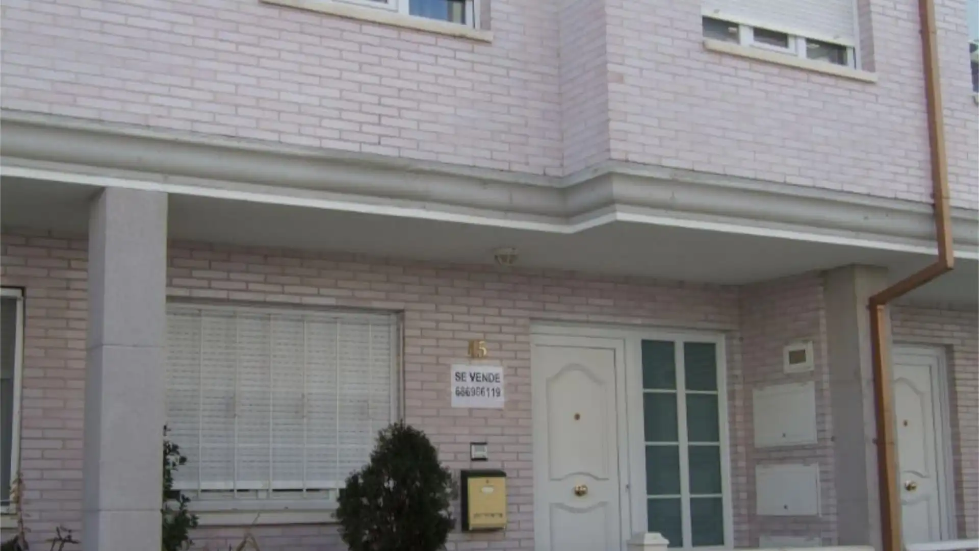 Exterior view of Flat for sale in Palencia Capital  with Heating, Parquet flooring and Terrace