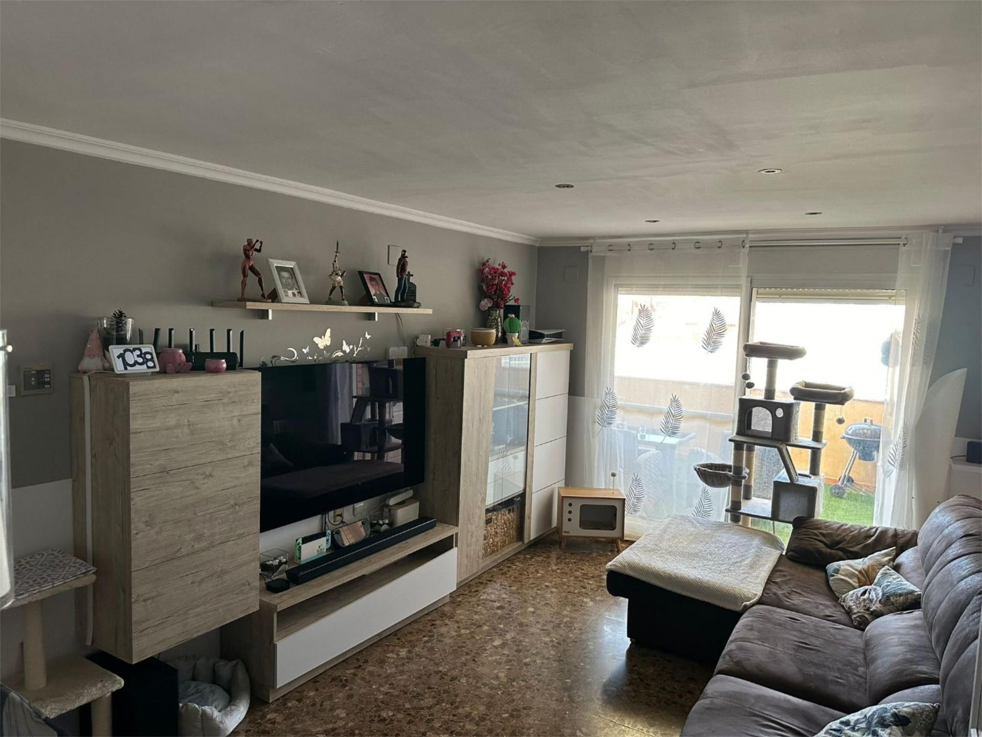 Sala de estar de Piso en venta en Alcoy / Alcoi con Aire acondicionado, Calefacción y Jardín privado
