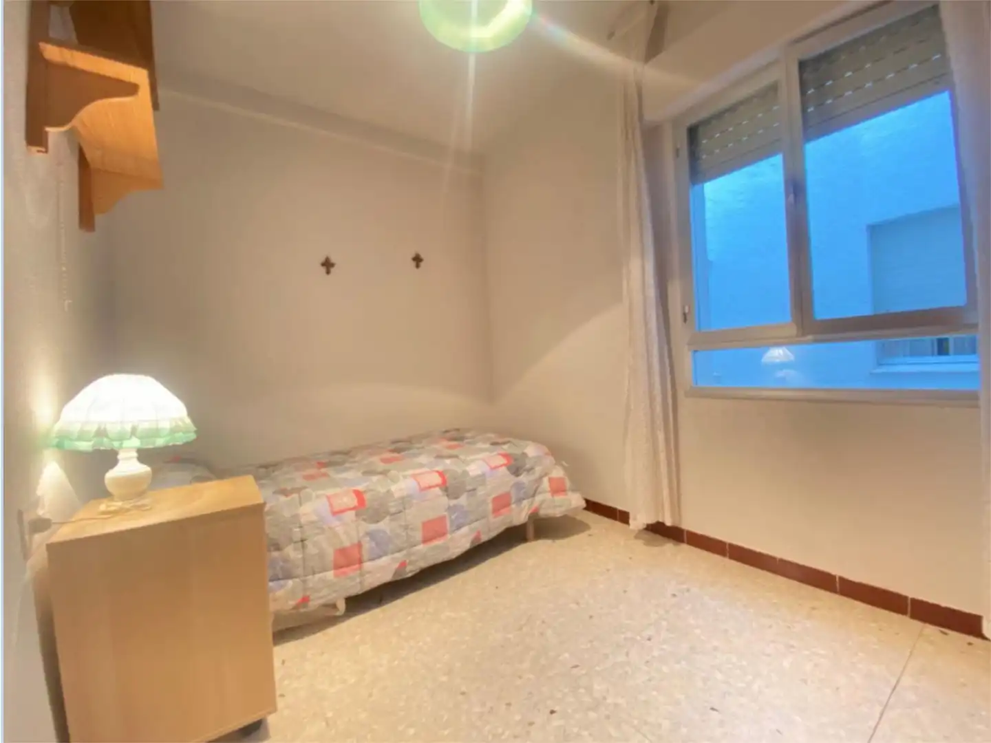 Piso en venta en Calle Santa Teresa, 44, Candeleda Habitación de Piso en venta en Candeleda con Terraza y Amueblado
