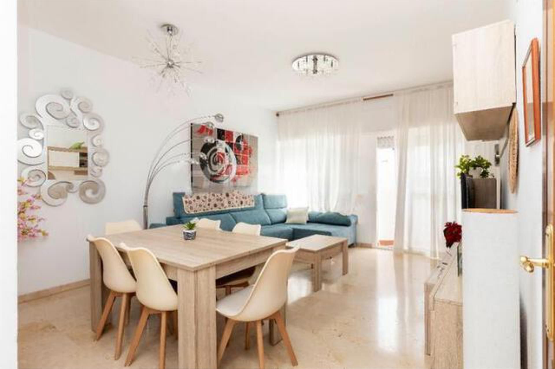 Living room of Flat to rent in  Almería Capital  with Terrace and Swimming Pool