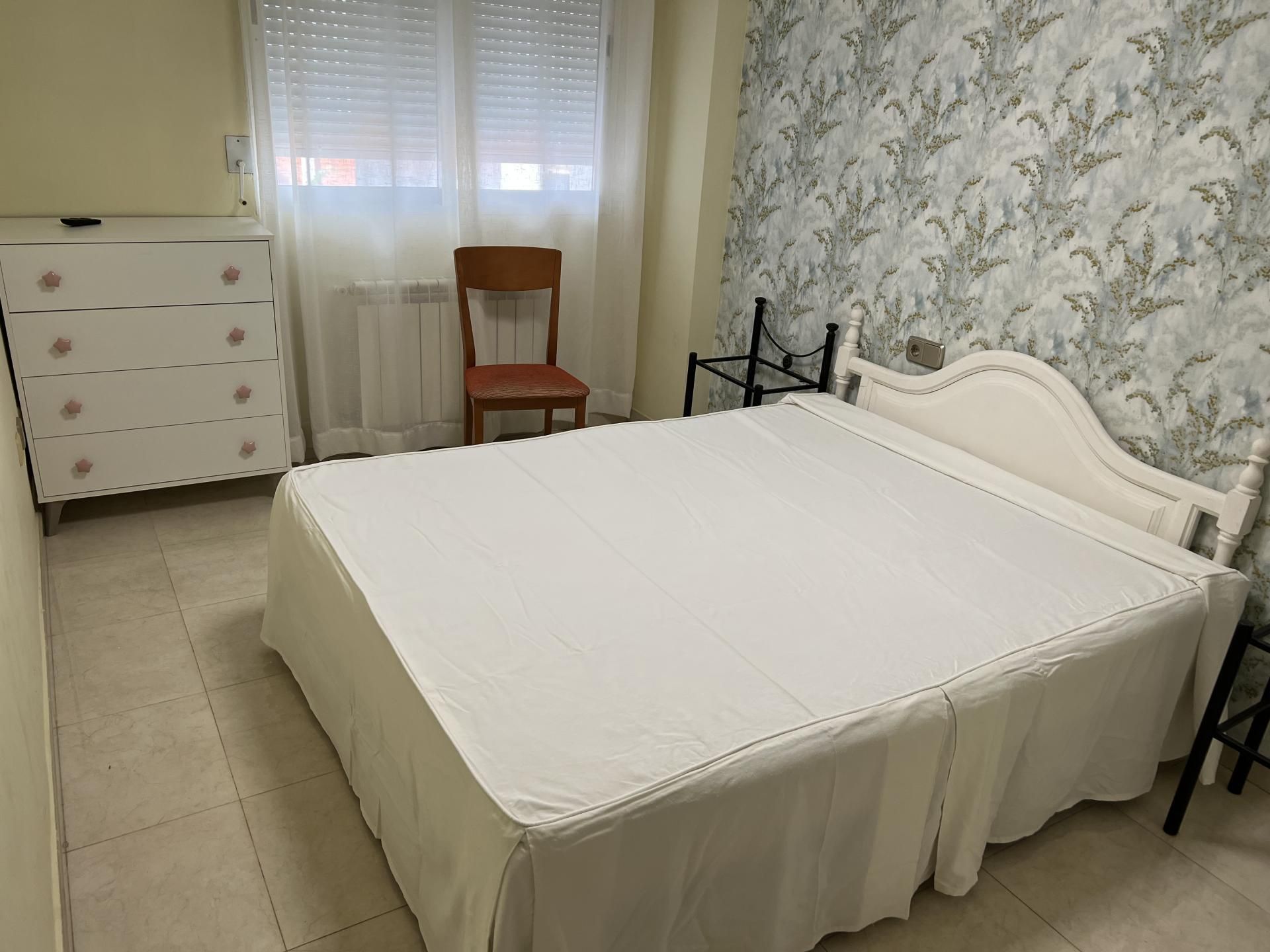 Bedroom of Attic for sale in  Albacete Capital  with Air Conditioner, Heating and Parquet flooring