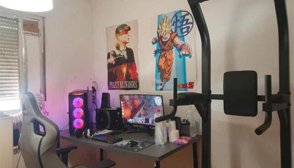 Casa adosada en venta en Casco Histórico de Vallecas, Madrid - imagen 1 Foto 1 de Casa adosada en venta en Casco Histórico de Vallecas, Madrid