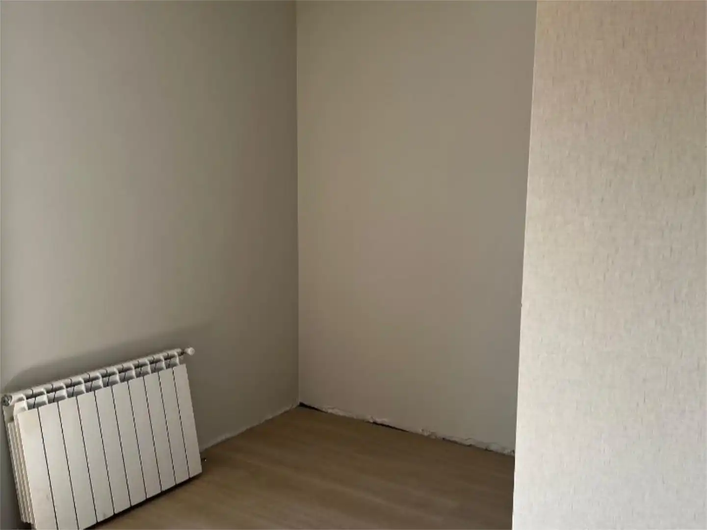 Zimmer in Avenida de Requejo, 26, Los Bloques Zimmer in Avenida de Requejo, 26, Los Bloques
