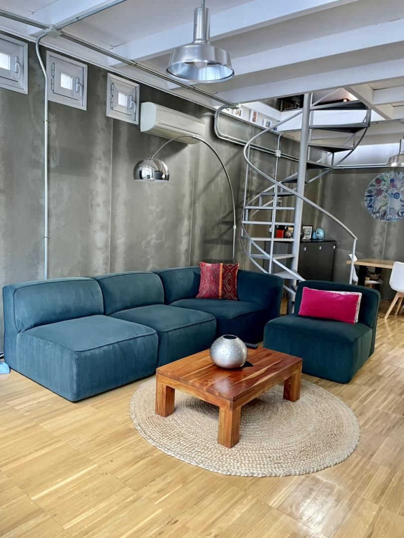 Sala de estar de Piso en venta en  Madrid Capital con Aire acondicionado, Calefacción y Jardín privado
