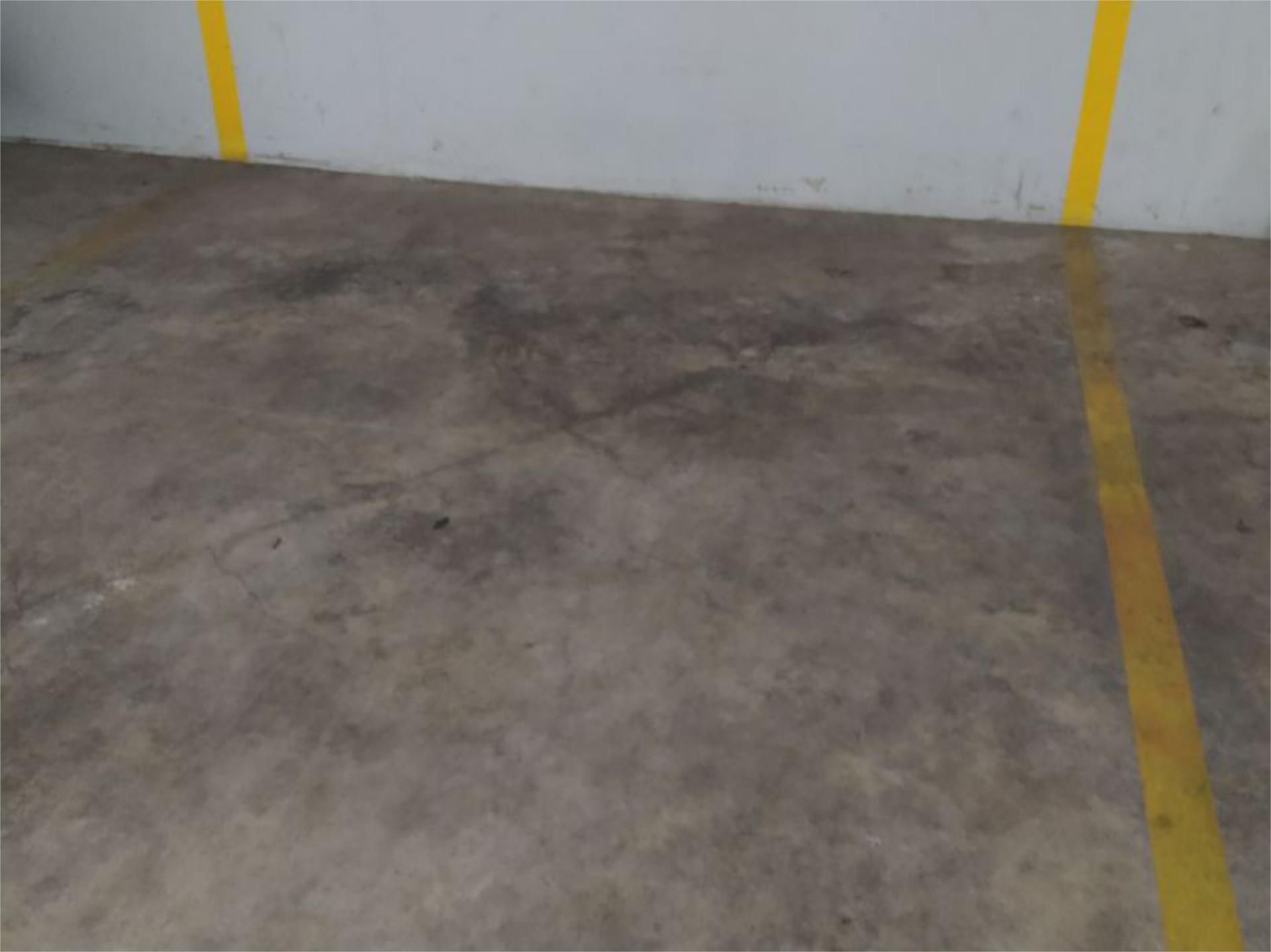 Garage to rent in El Vendrell