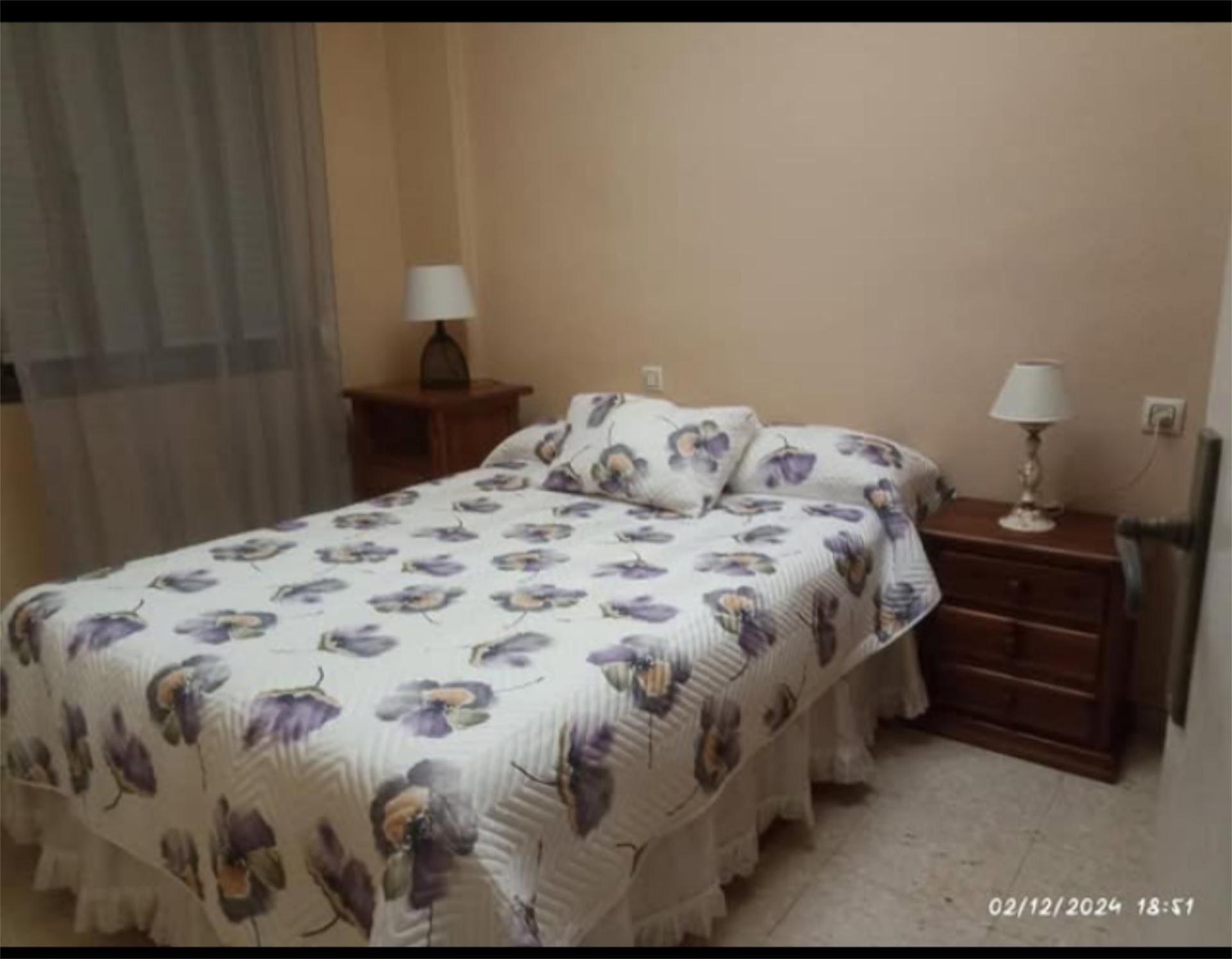 Dormitori de Casa adosada per a compartir en Puerto Real amb Aire condicionat, Calefacció i Jardí privat