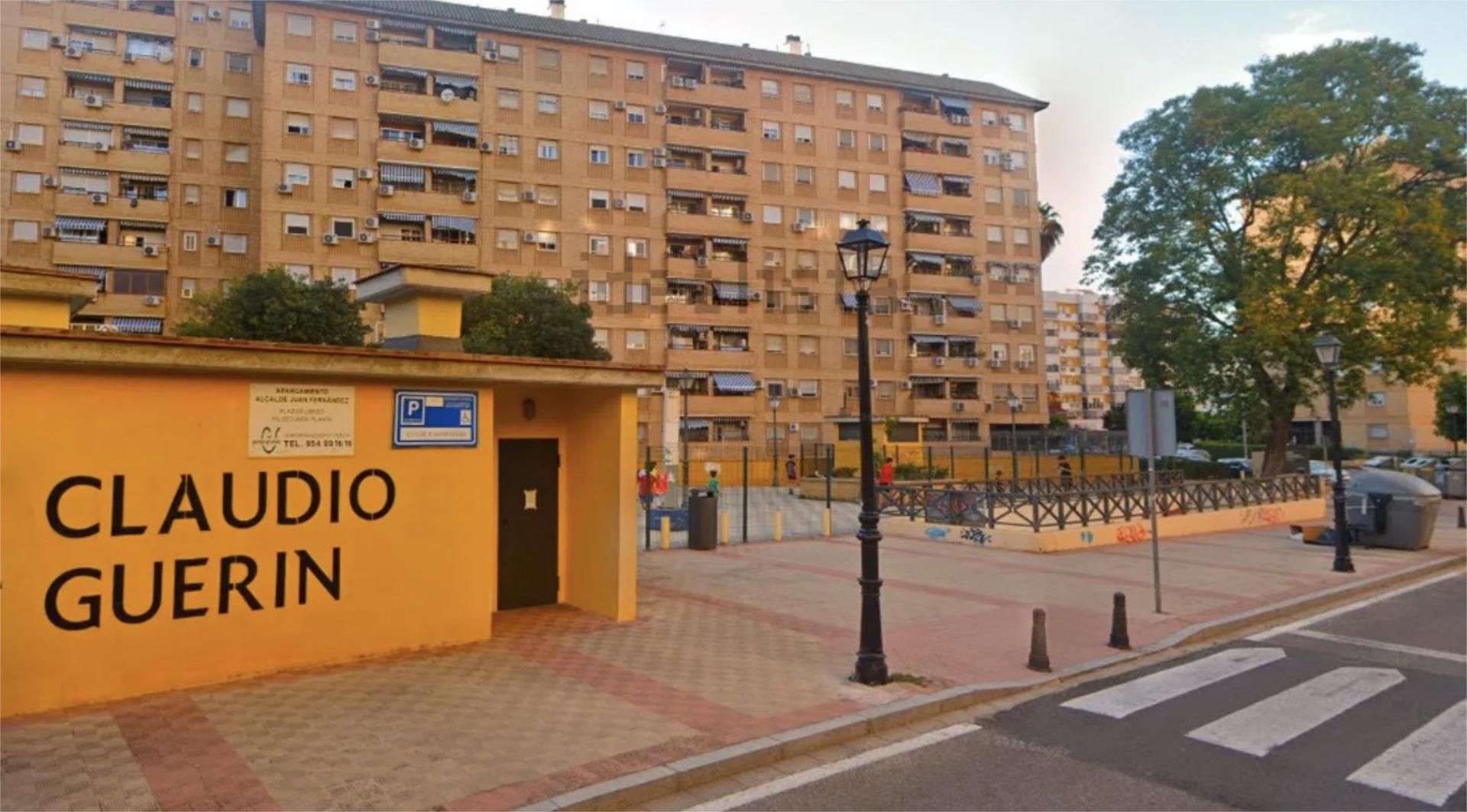 Vista exterior de Garatge de lloguer en  Sevilla Capital