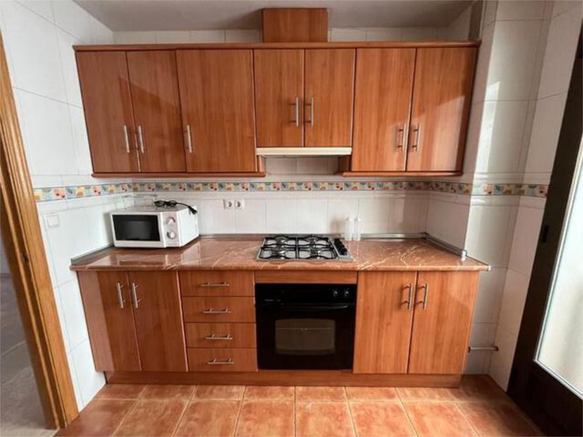 Kitchen of Apartment to rent in  Granada Capital  with Heating, Terrace and Furnished