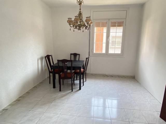 Piso en Venta en Carrer Llobregat, 46 en Collblanc